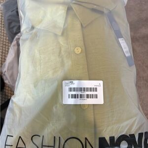 Fashion Nova Makenzie Jumpsuit-XL-chartreuse.
Does not fit, will not ship back.